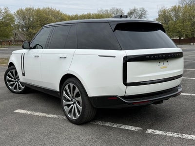 2025 Land Rover Range Rover SE