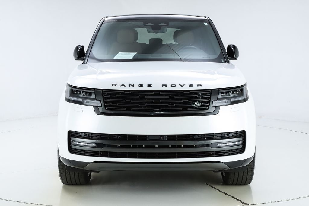 2025 Land Rover Range Rover SE