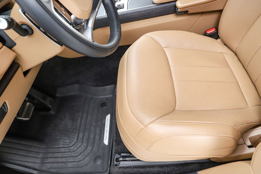 2025 Land Rover Range Rover SE