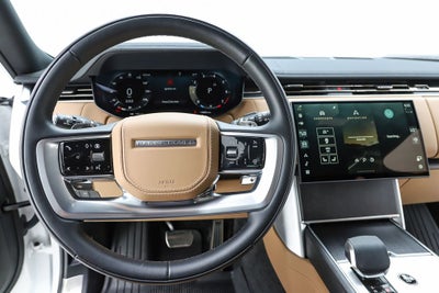 2025 Land Rover Range Rover SE