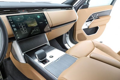 2025 Land Rover Range Rover SE