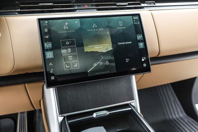 2025 Land Rover Range Rover SE