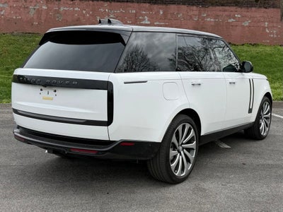 2025 Land Rover Range Rover SE