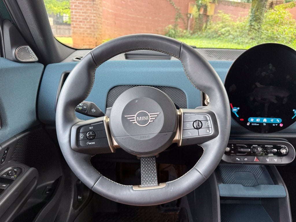 2025 MINI Cooper S Countryman Iconic