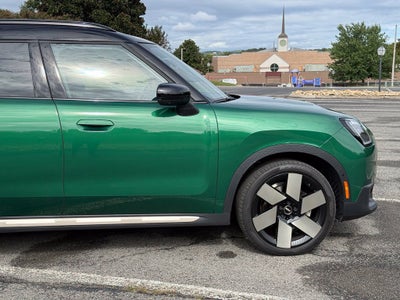 2025 MINI Cooper S Countryman Iconic