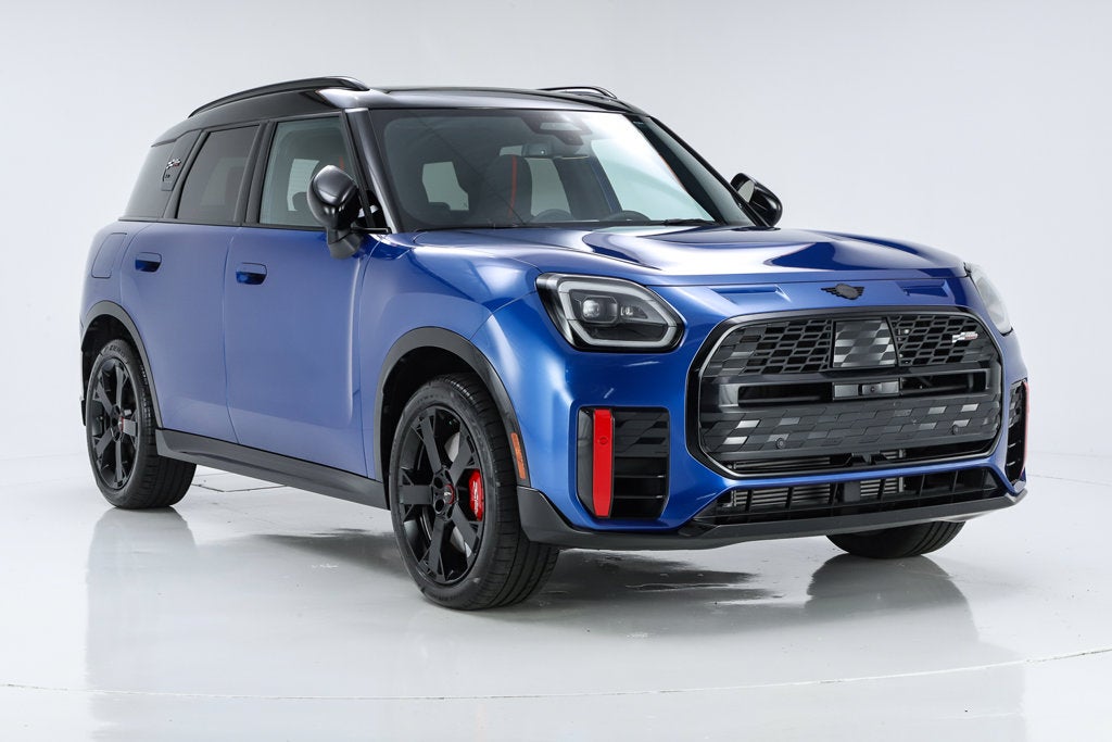 2026 MINI John Cooper Works Countryman Iconic