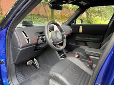 2026 MINI John Cooper Works Countryman Iconic