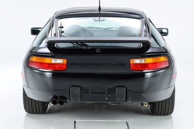 1991 Porsche 928 GT