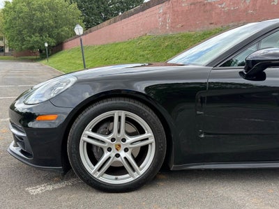 2020 Porsche Panamera 4