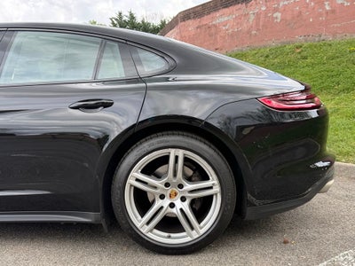 2020 Porsche Panamera 4