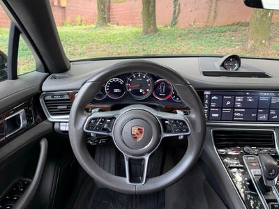 2020 Porsche Panamera 4