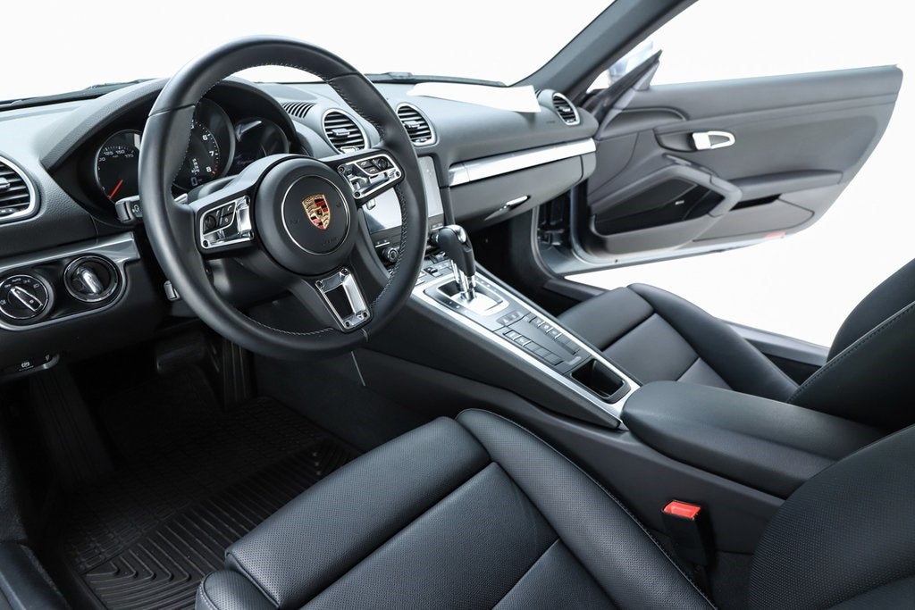 2025 Porsche 718 Cayman Base