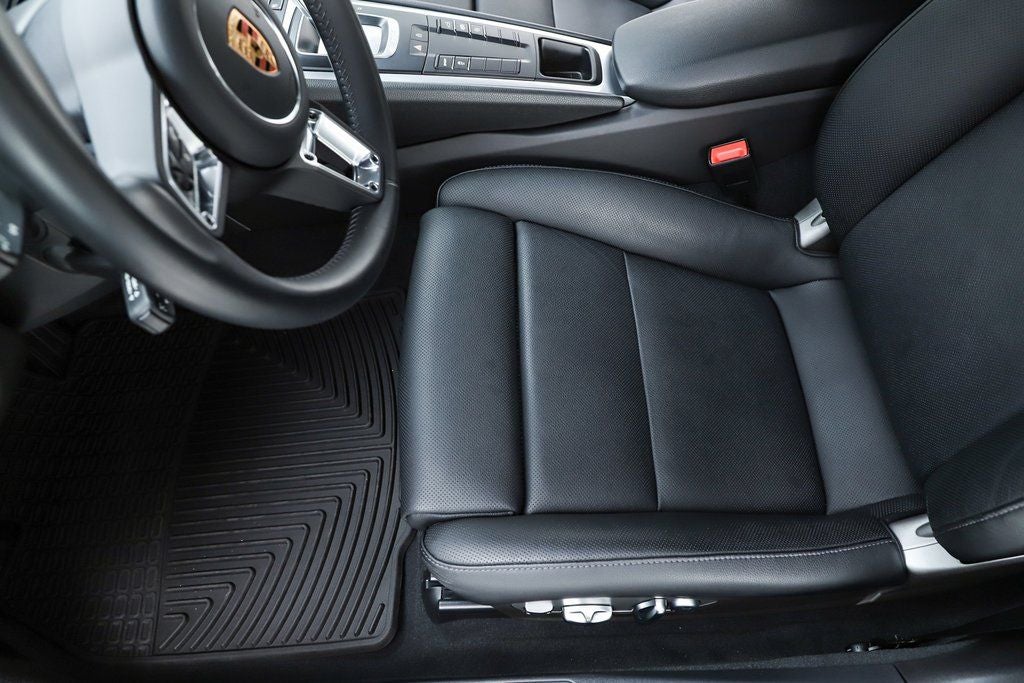 2025 Porsche 718 Cayman Base