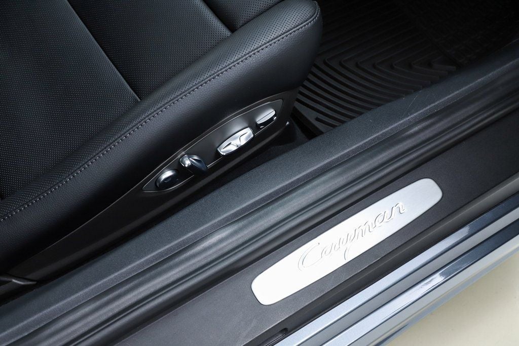 2025 Porsche 718 Cayman Base