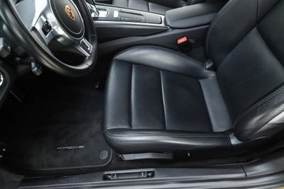 2016 Porsche Cayman Base