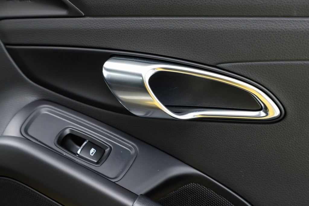 2016 Porsche Cayman Base