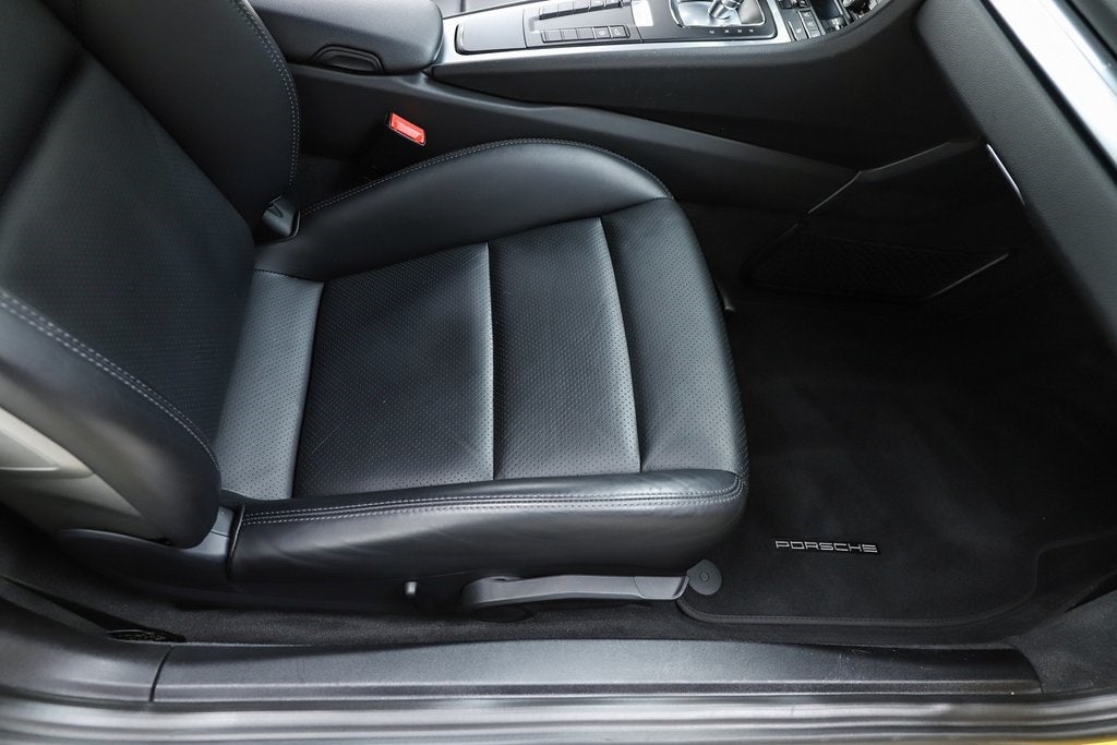 2016 Porsche Cayman Base