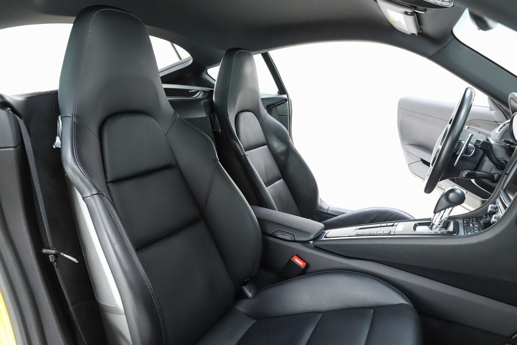 2016 Porsche Cayman Base