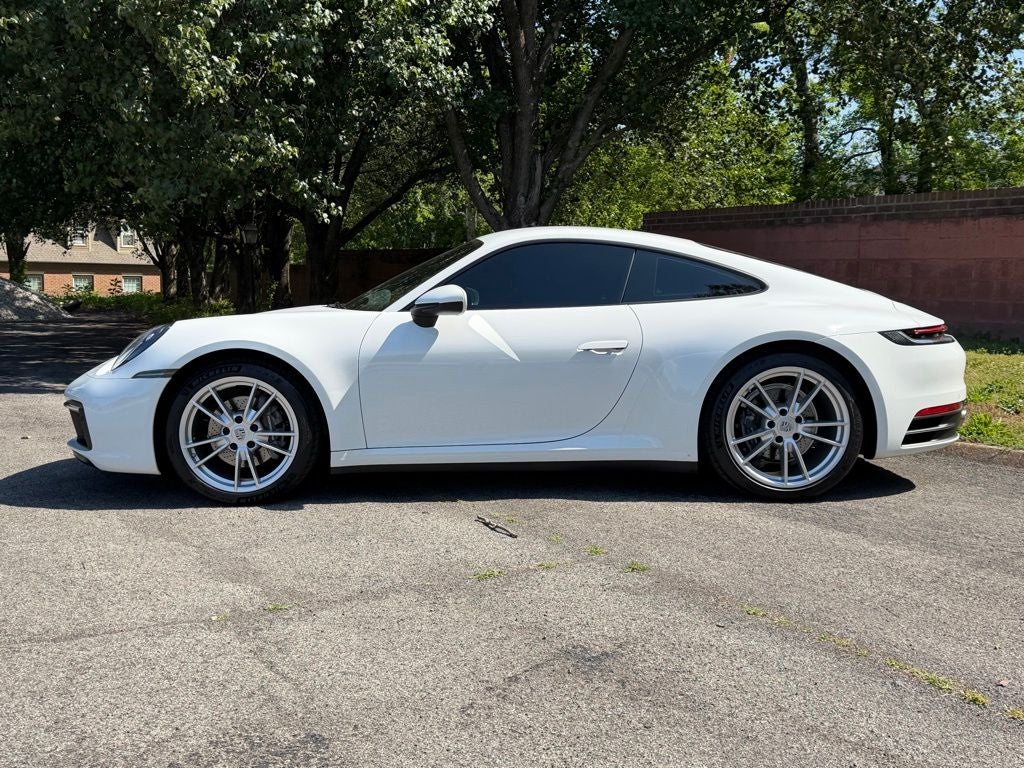 2021 Porsche 911 Carrera