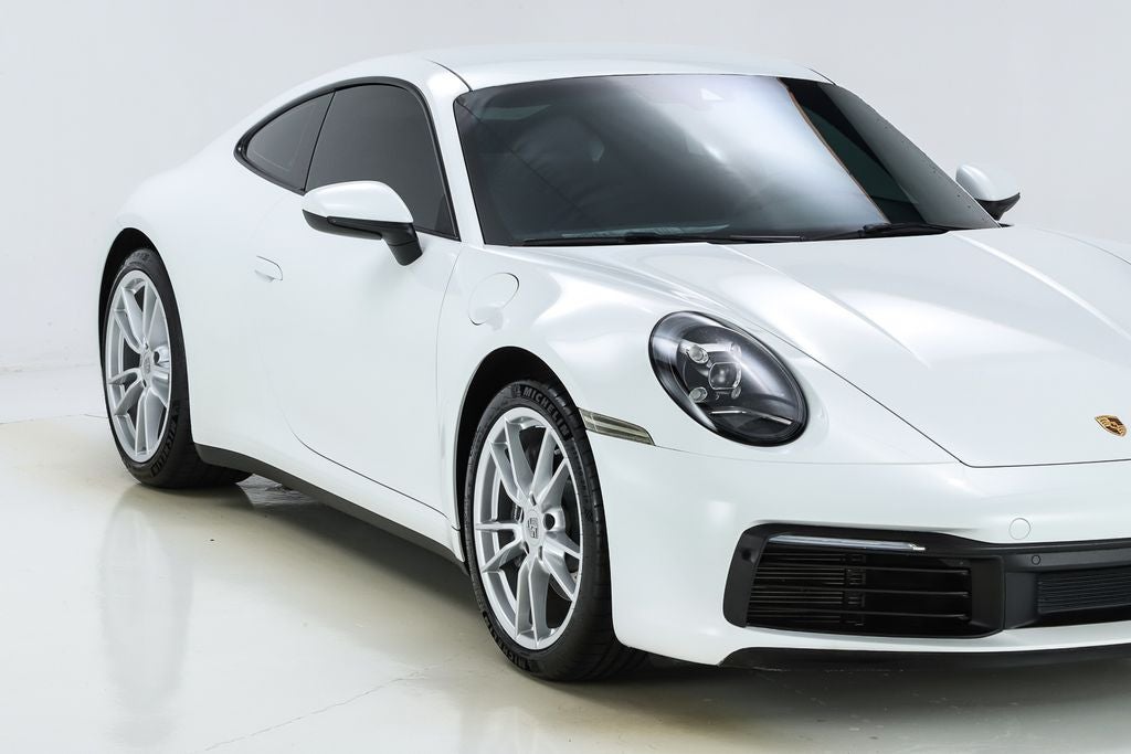2021 Porsche 911 Carrera