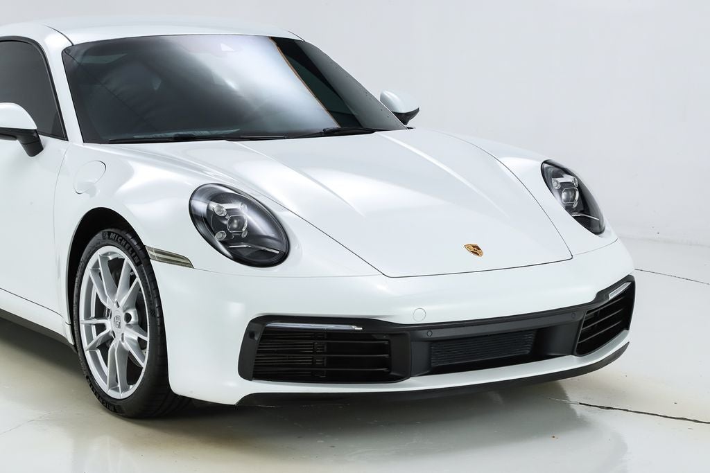 2021 Porsche 911 Carrera