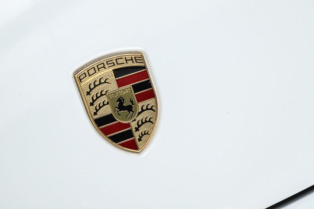 2021 Porsche 911 Carrera