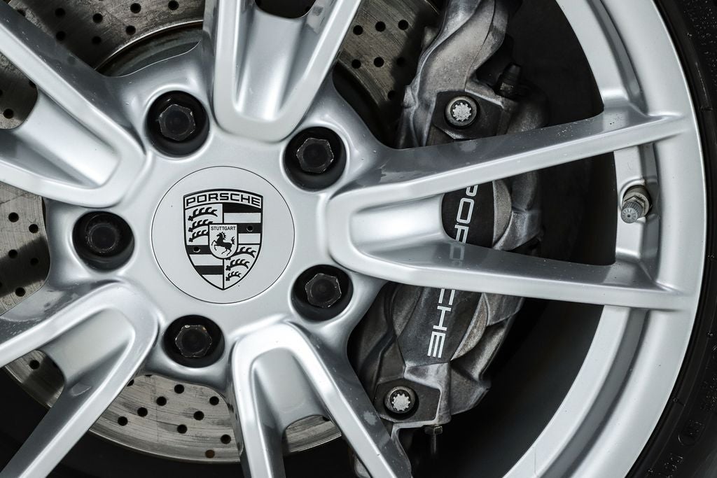 2021 Porsche 911 Carrera