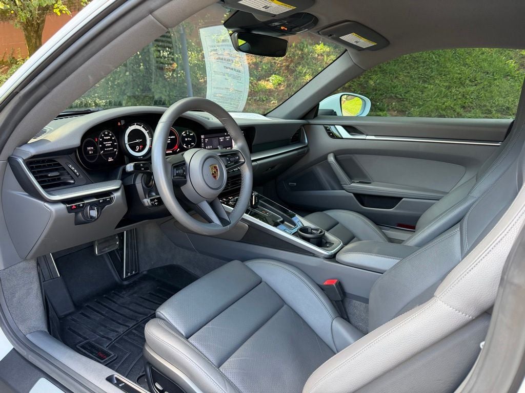 2021 Porsche 911 Carrera
