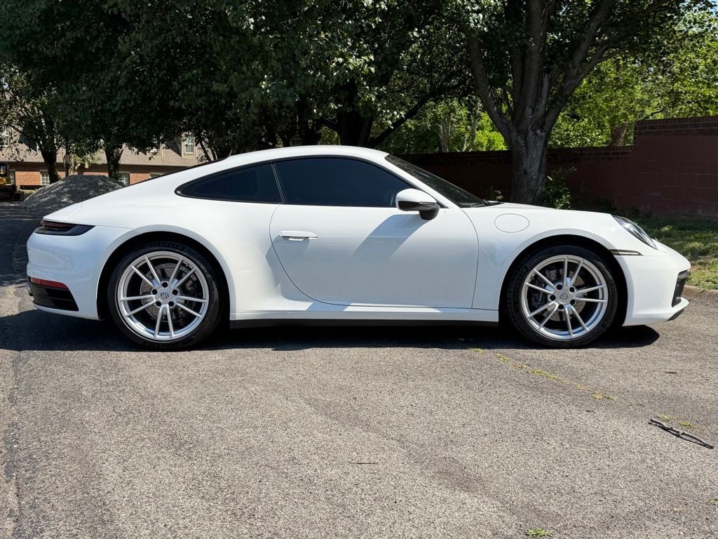2021 Porsche 911 Carrera
