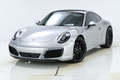 2019 Porsche 911 Carrera