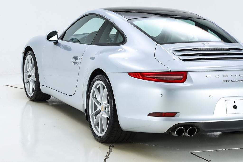 2016 Porsche 911 Carrera