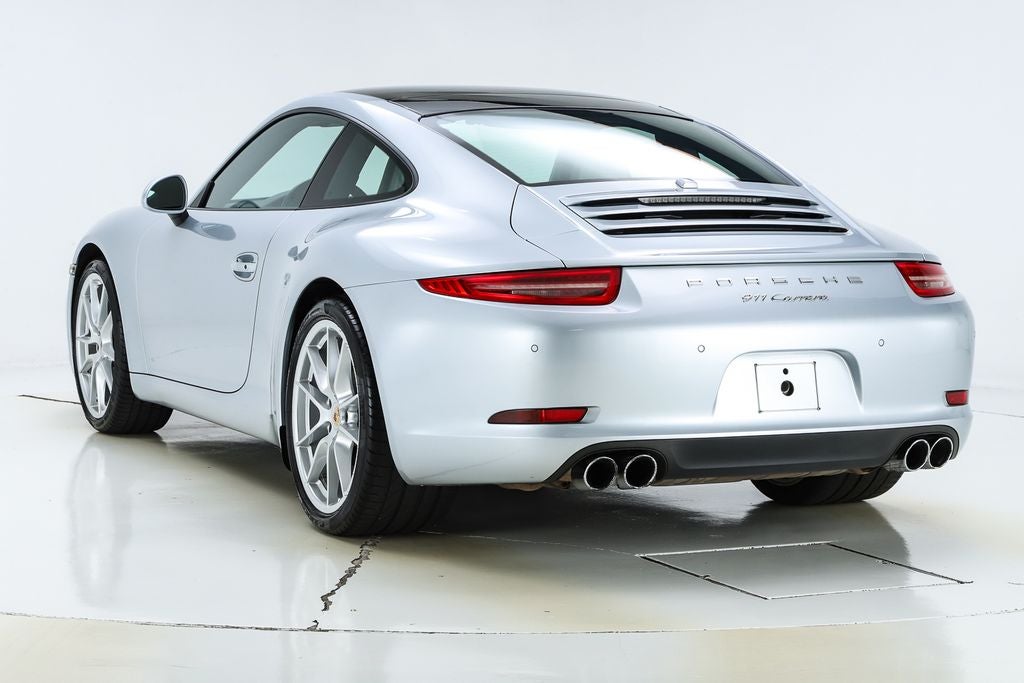 2016 Porsche 911 Carrera