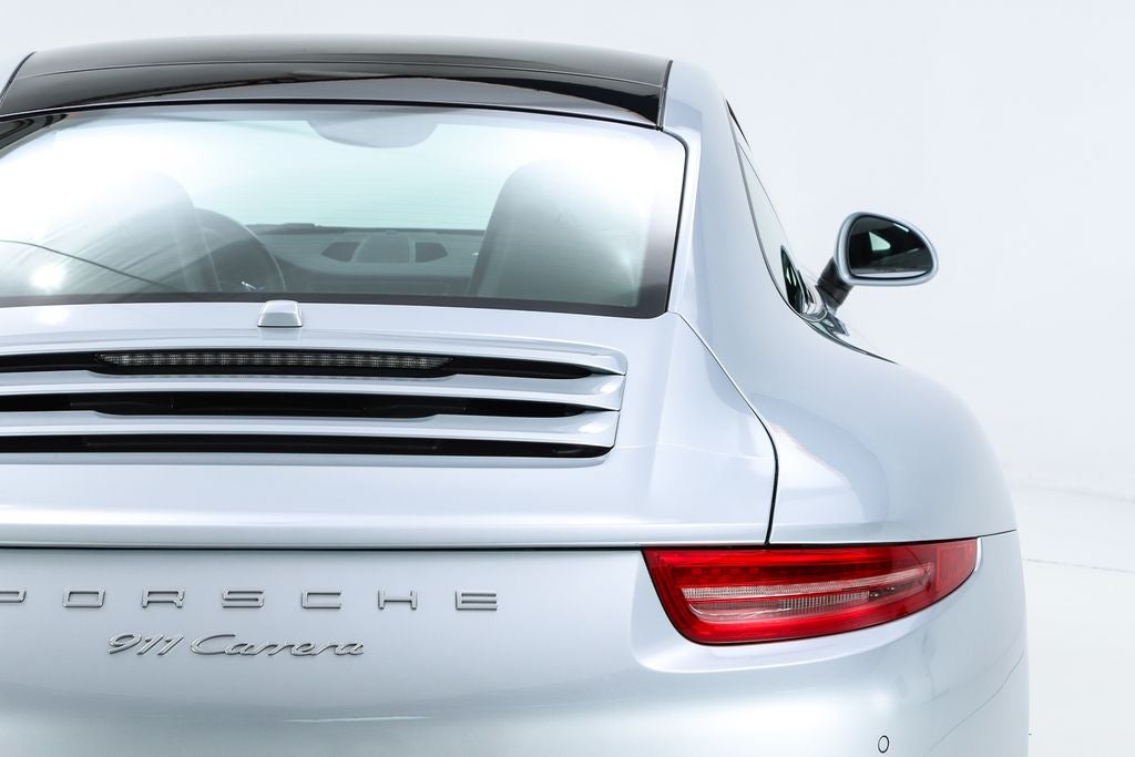 2016 Porsche 911 Carrera