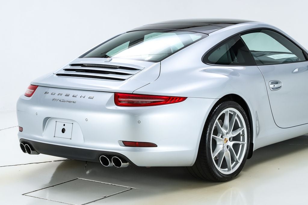 2016 Porsche 911 Carrera