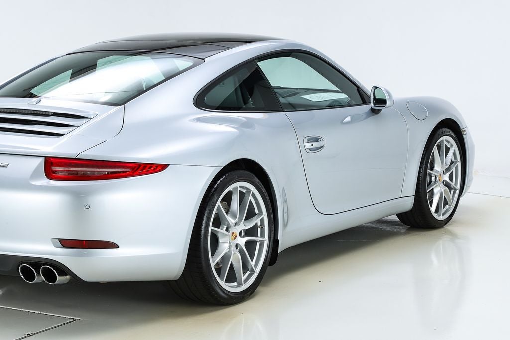 2016 Porsche 911 Carrera