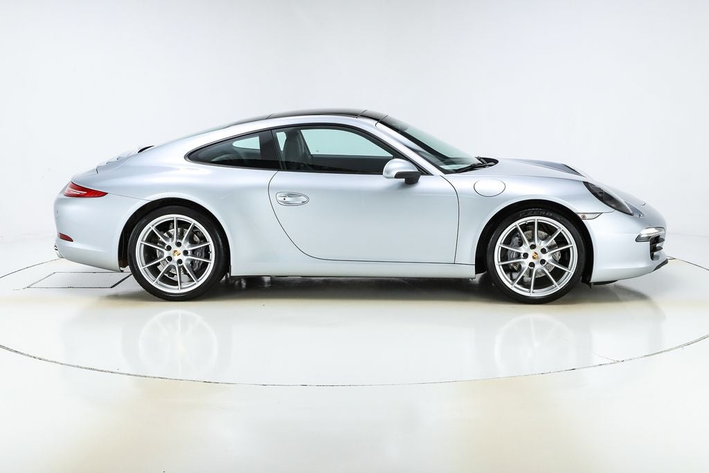 2016 Porsche 911 Carrera