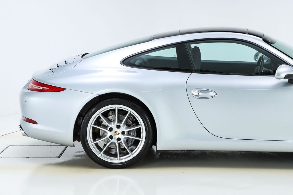 2016 Porsche 911 Carrera