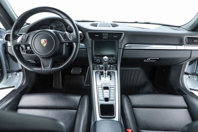 2016 Porsche 911 Carrera