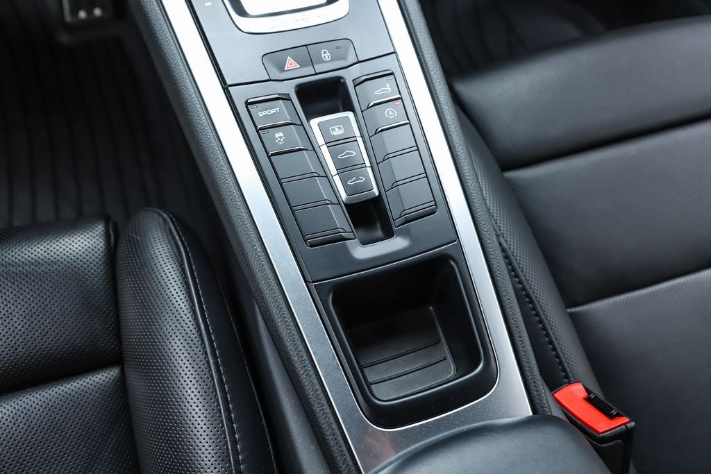 2016 Porsche 911 Carrera