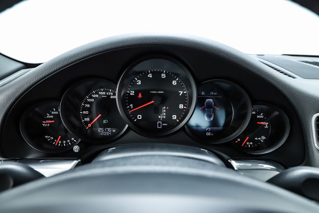 2016 Porsche 911 Carrera