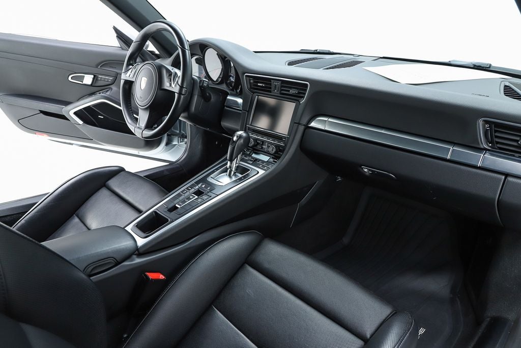 2016 Porsche 911 Carrera