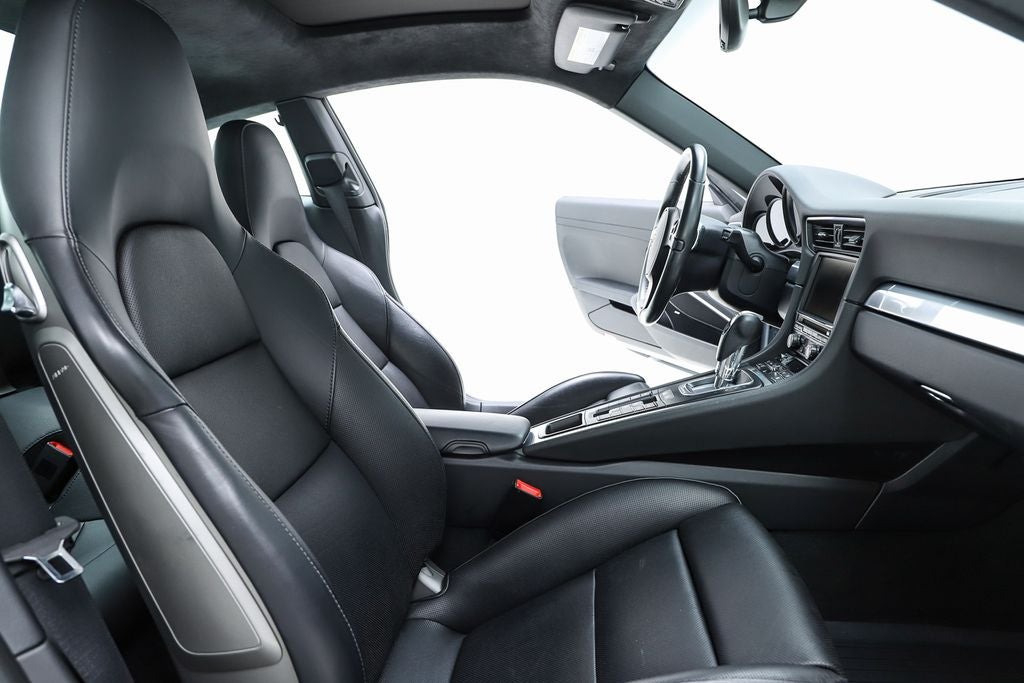 2016 Porsche 911 Carrera