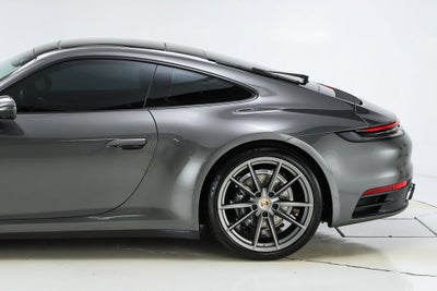 2021 Porsche 911 Carrera