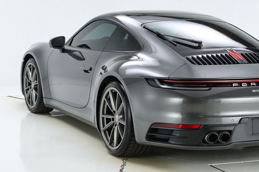2021 Porsche 911 Carrera