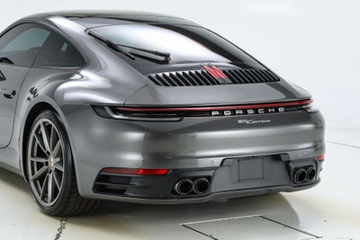 2021 Porsche 911 Carrera