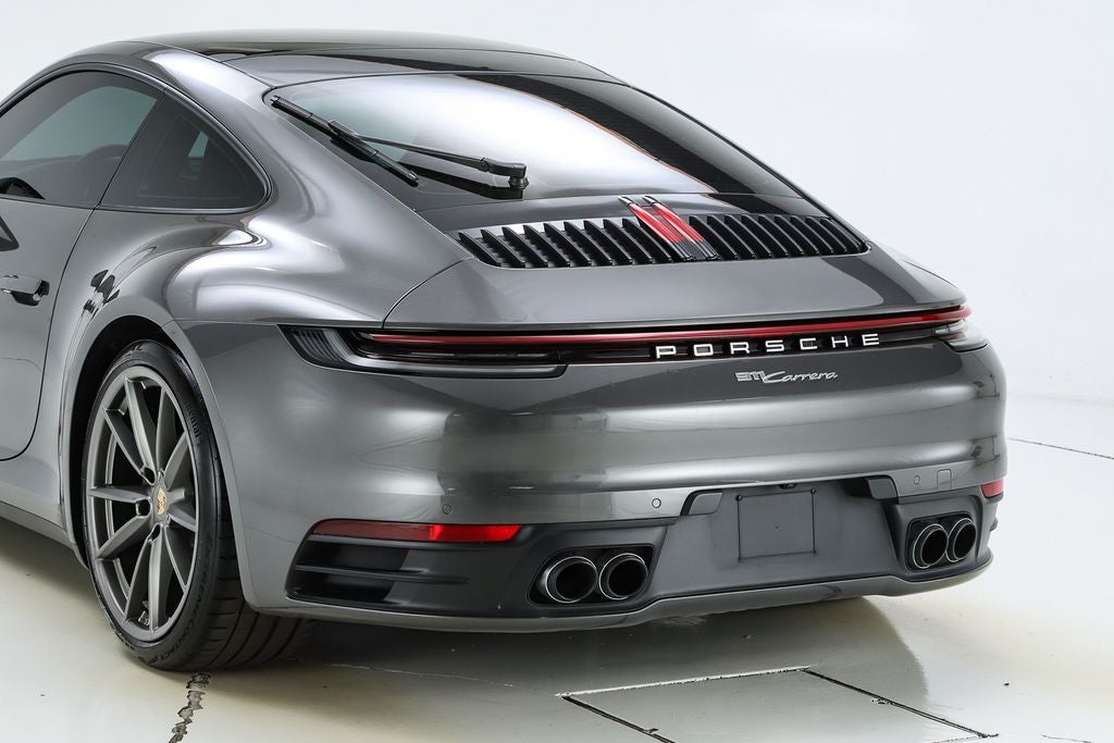2021 Porsche 911 Carrera