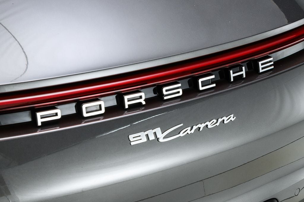 2021 Porsche 911 Carrera