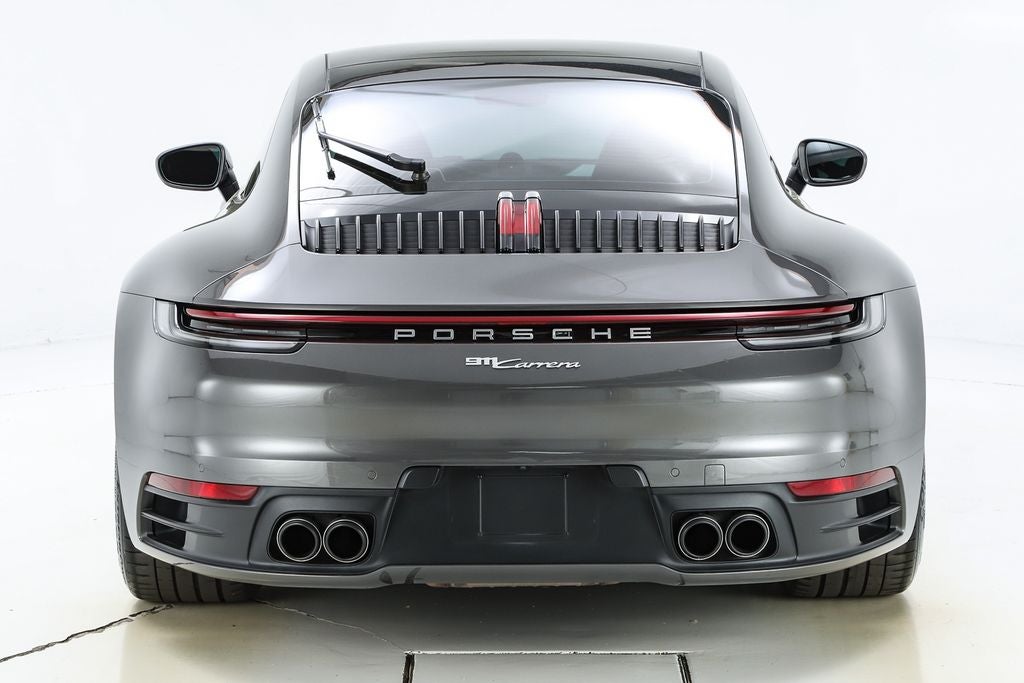 2021 Porsche 911 Carrera