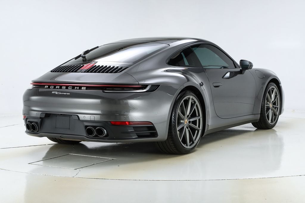 2021 Porsche 911 Carrera
