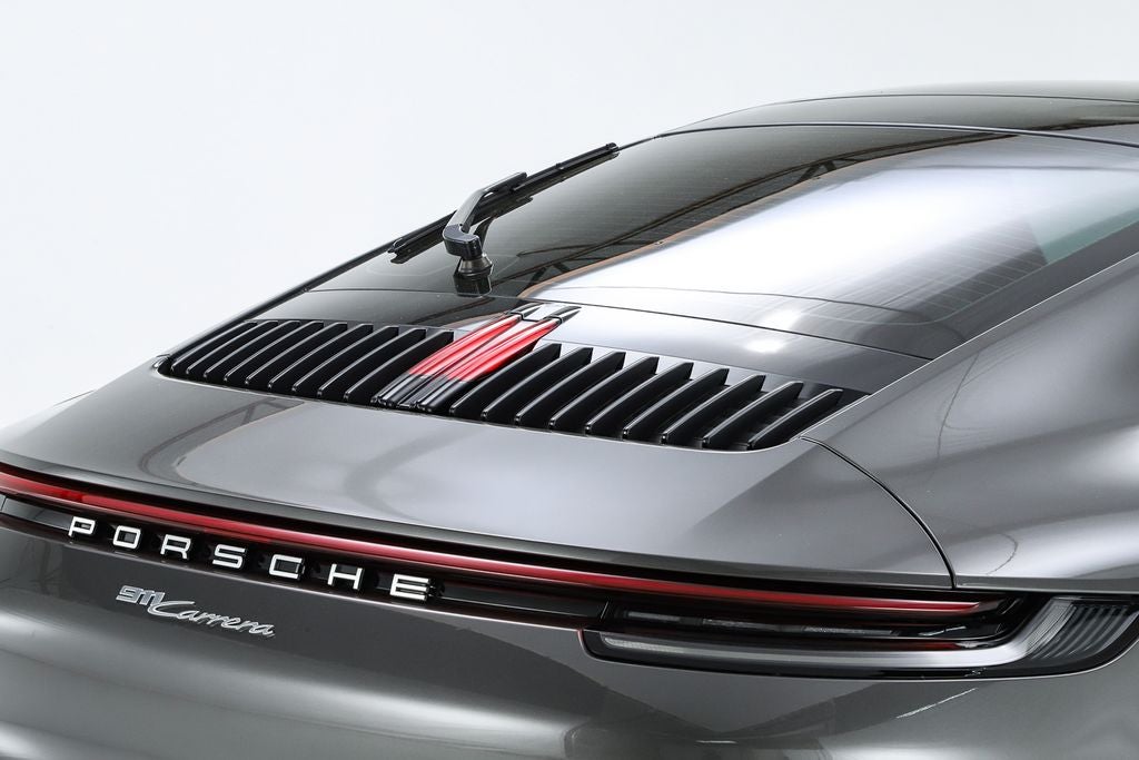 2021 Porsche 911 Carrera